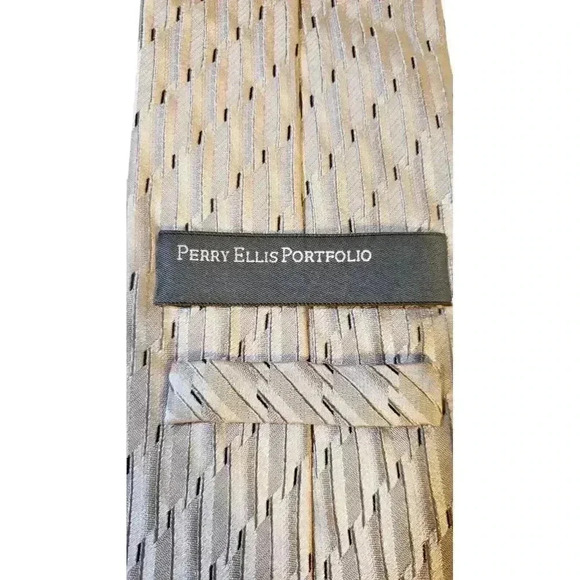 Perry Ellis Portfolio Mens Classic Formal Business Geometric Print Tie Silver - Picture 5 of 12